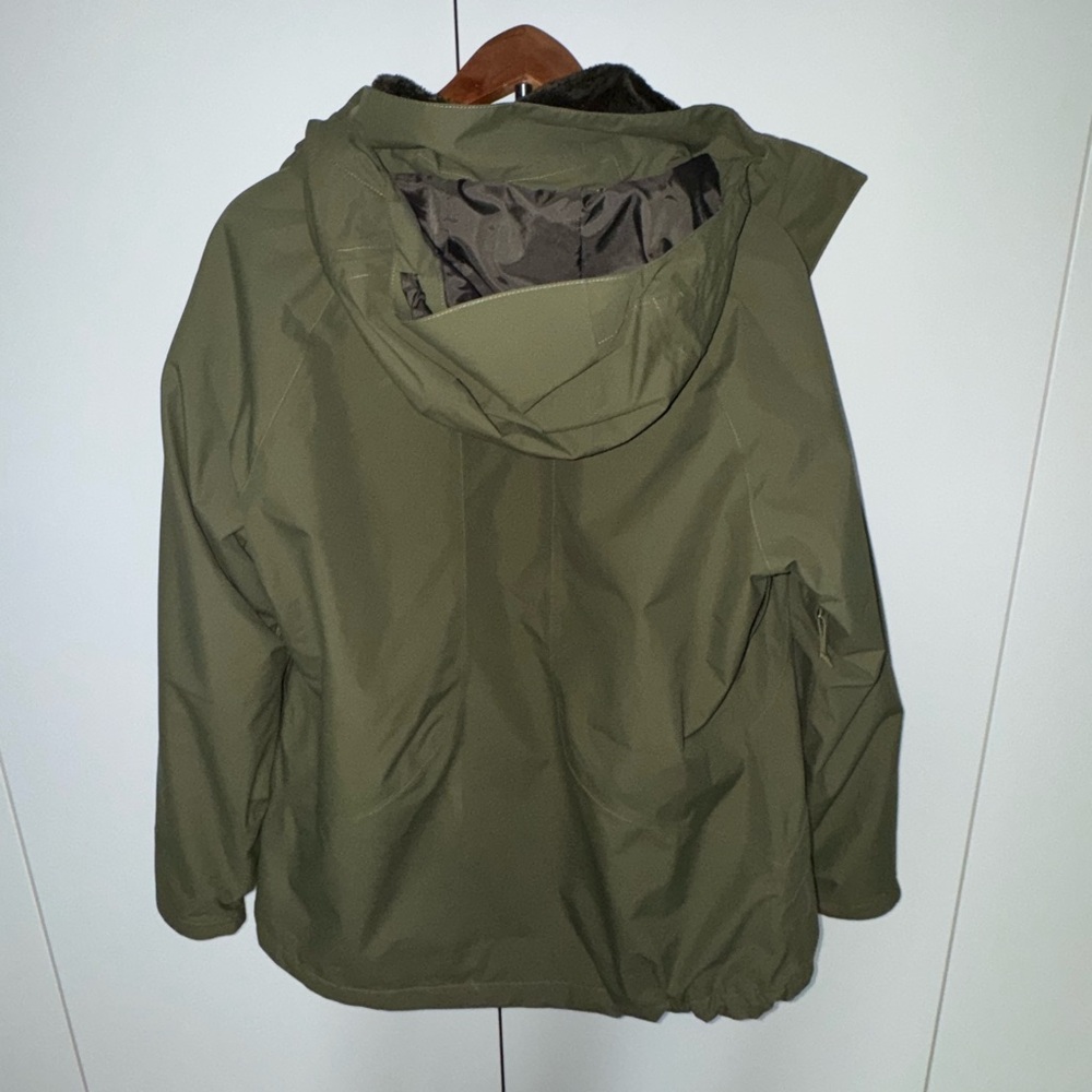 North Face Ski Jacket - image 4